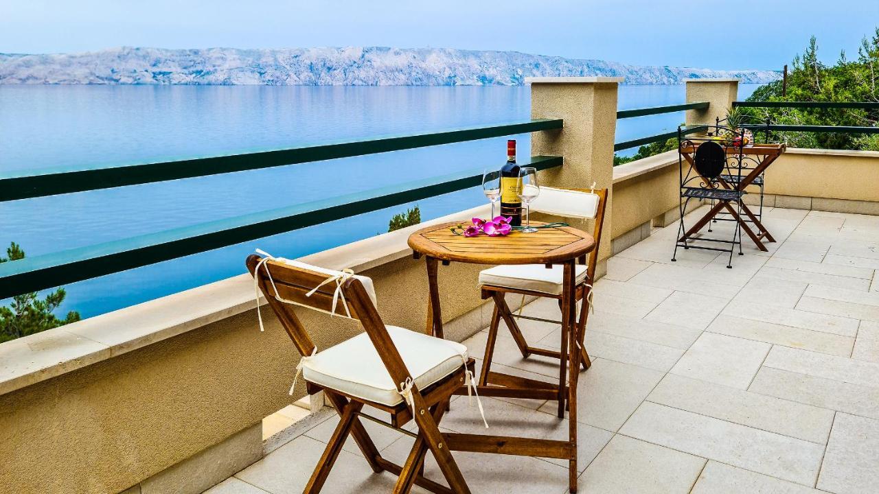 Villa Relax , With Seaview And Two Pools Near Beach Starigrad  Esterno foto