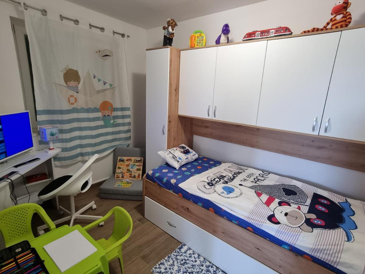 Villa Relax , With Seaview And Two Pools Near Beach Starigrad  Esterno foto