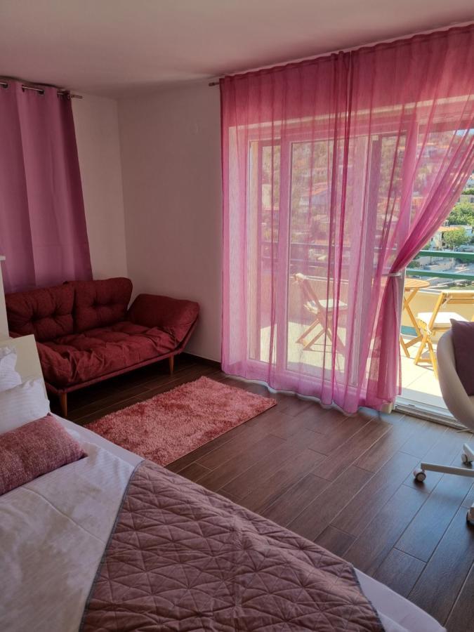 Villa Relax , With Seaview And Two Pools Near Beach Starigrad  Esterno foto